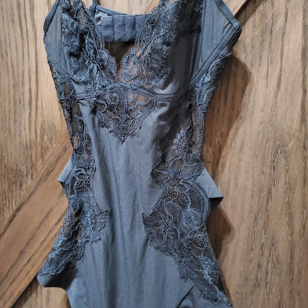 La Perla Lace Cutout Bodysuit - Picture 3 of 6